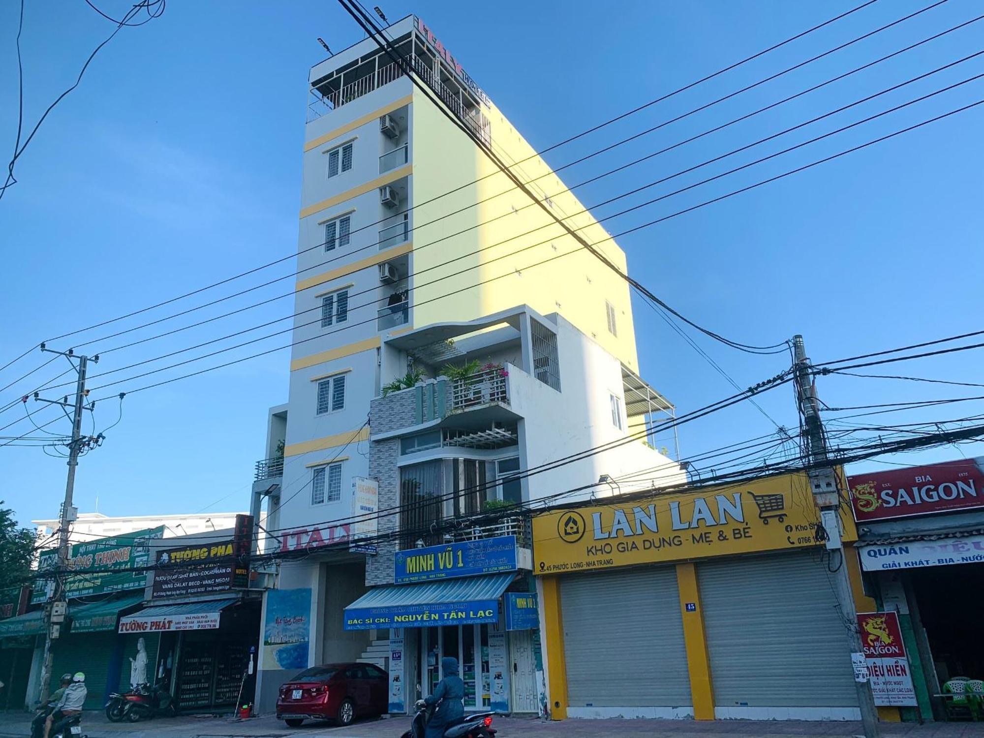 Italy Hotel Nha Trang Bagian luar foto