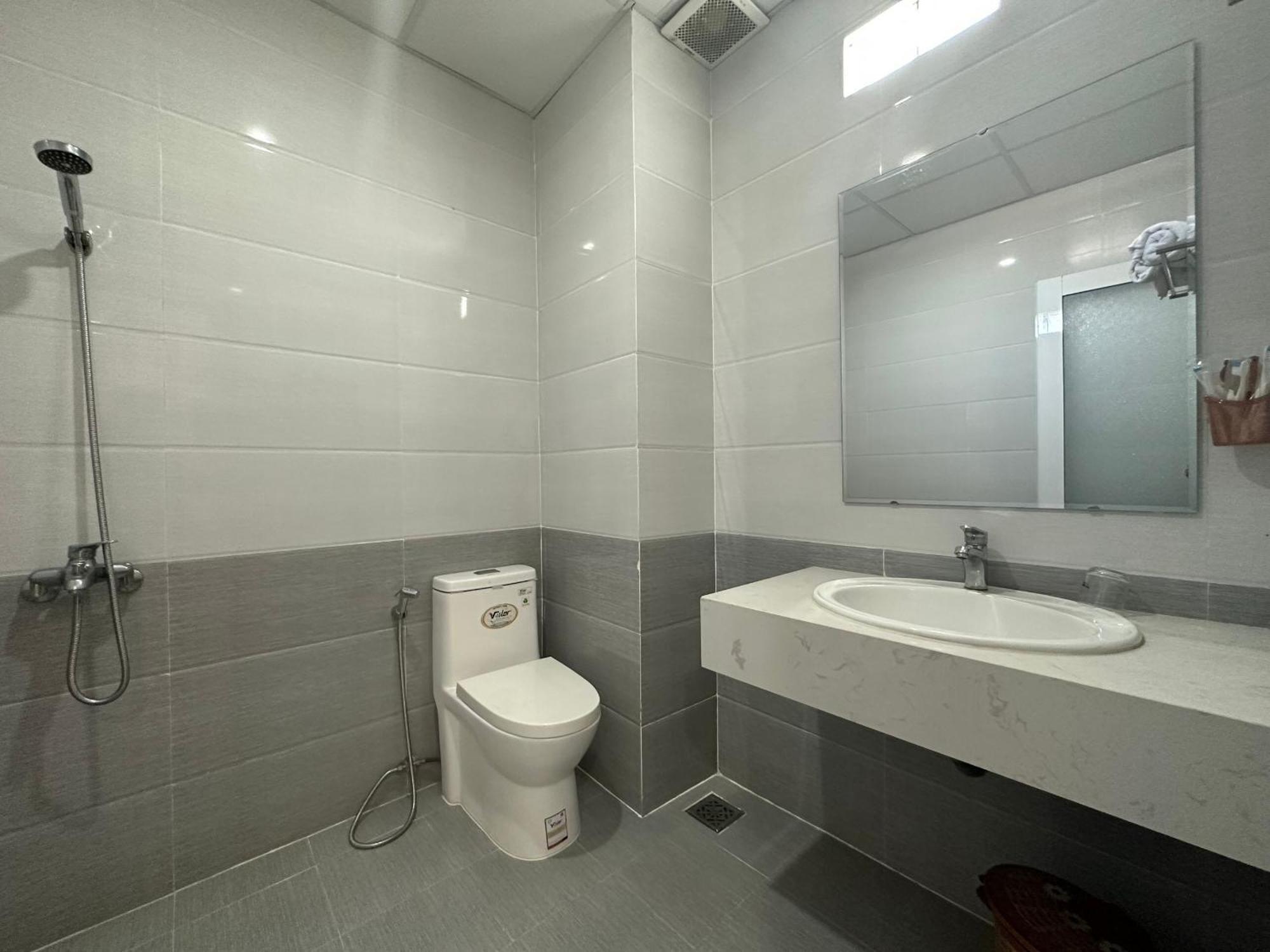 Italy Hotel Nha Trang Bagian luar foto